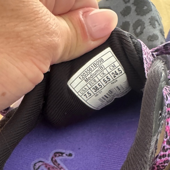 Brooks Women's Black & Purple Leopard-Print Running Sneakers - Picture 2 of 5